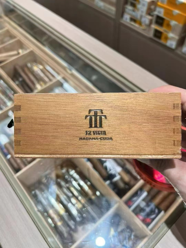 千里达   暗礁12支