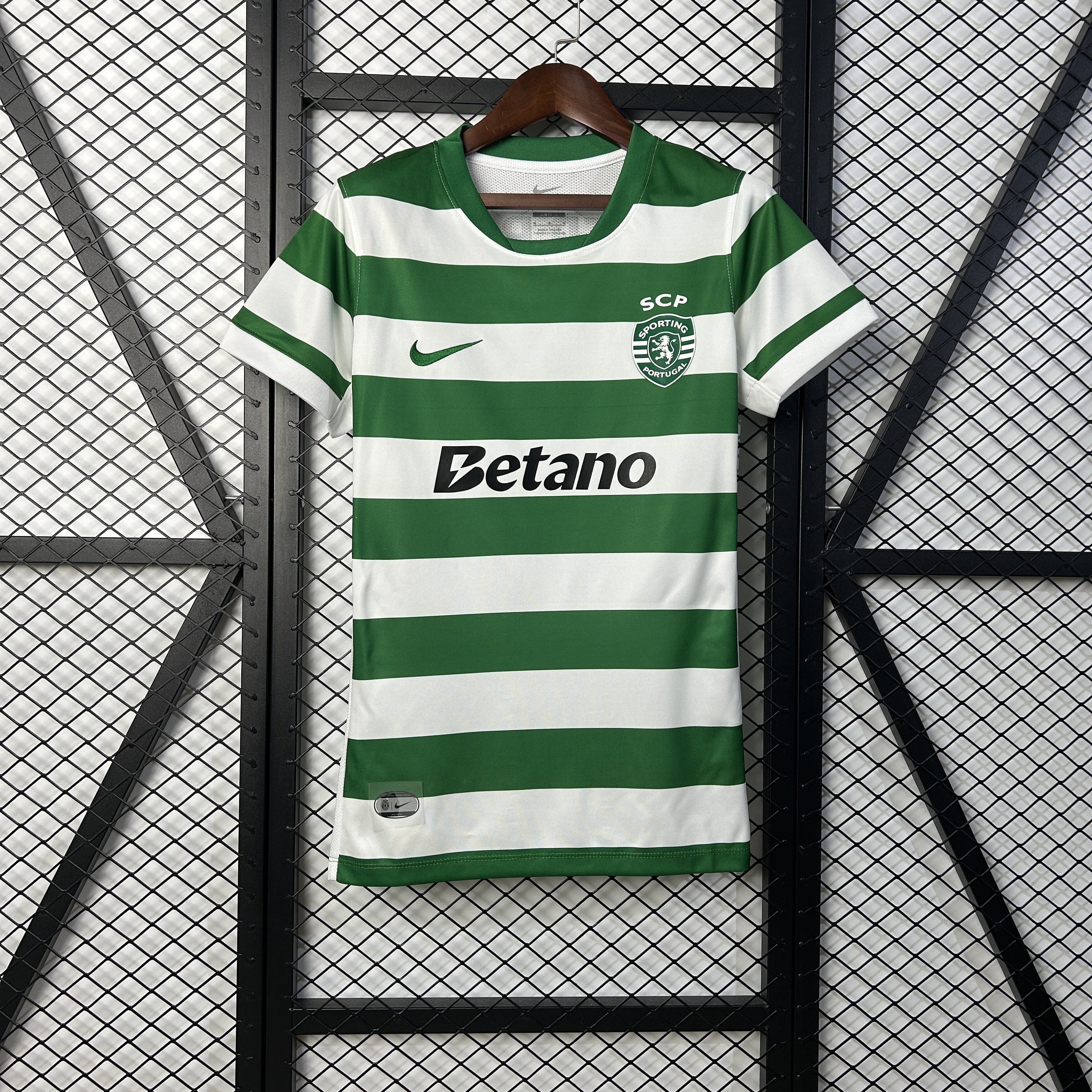 2025/26 Sporting CP Home Woman Jersey