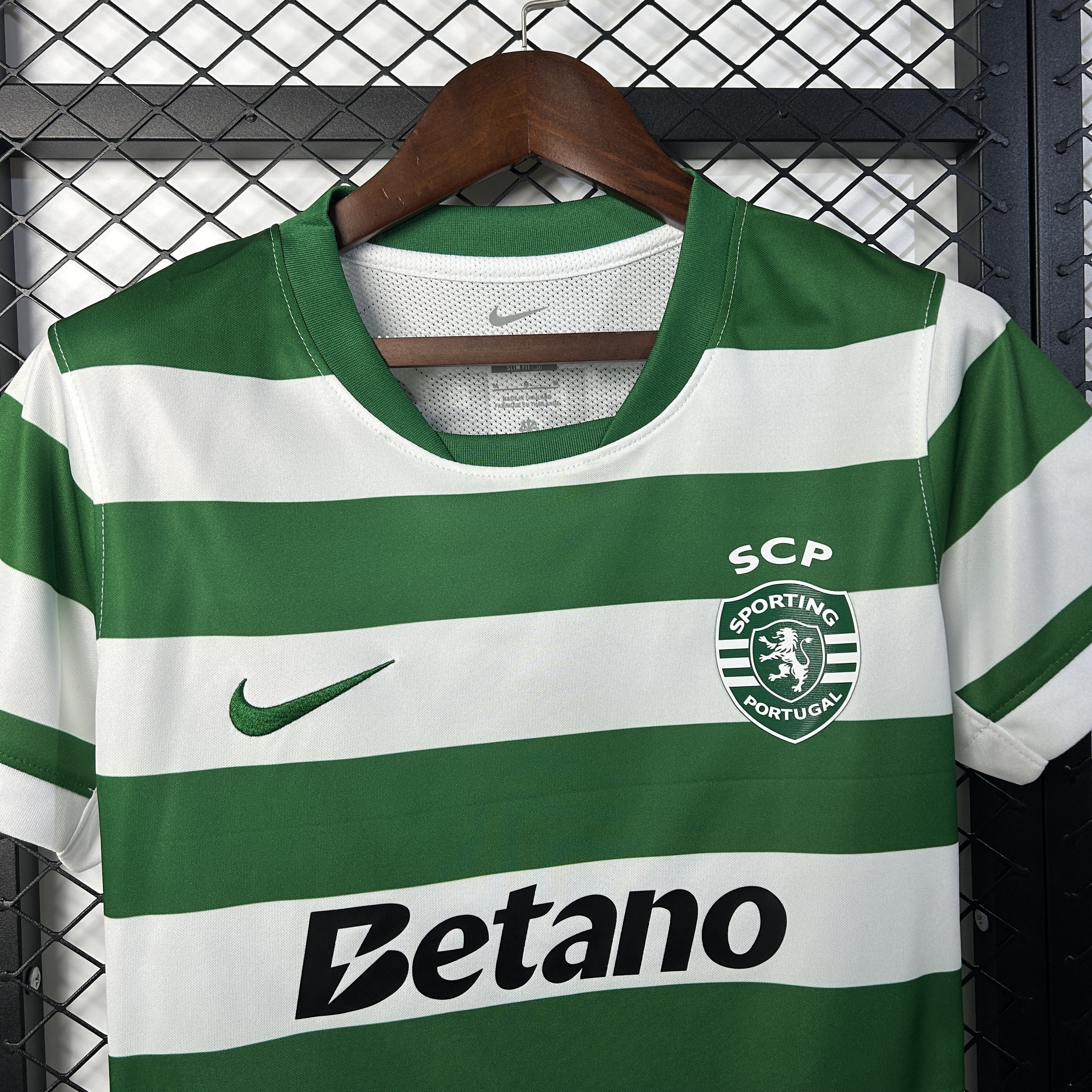 2025/26 Sporting CP Home Woman Jersey