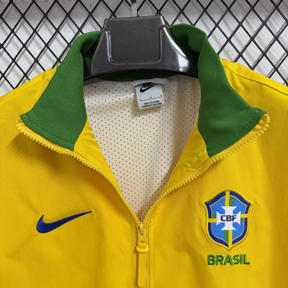 2025/26 Brazil Winbreaker