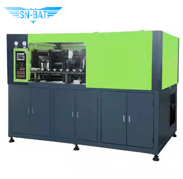 Máy thổi chai