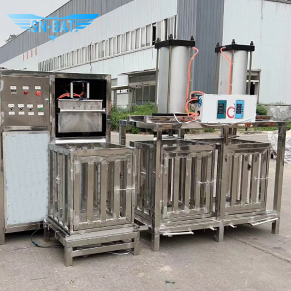 Máy trộn chất đông tụ