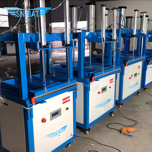 Machine d'emballage par compression