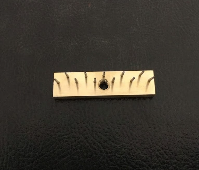 Durable Brass Pin Plate with Central Hole for Bianco Textile Machinery
