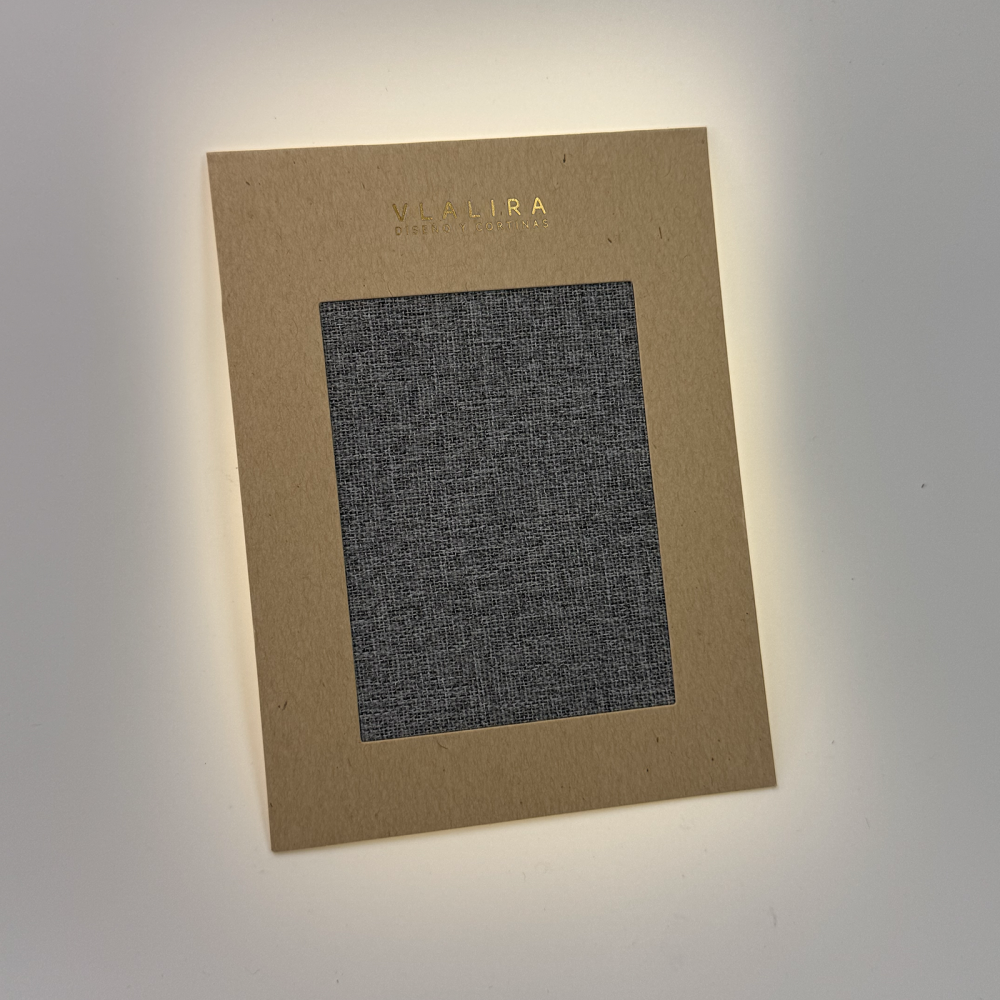 Muestra · Eclipse Carbón