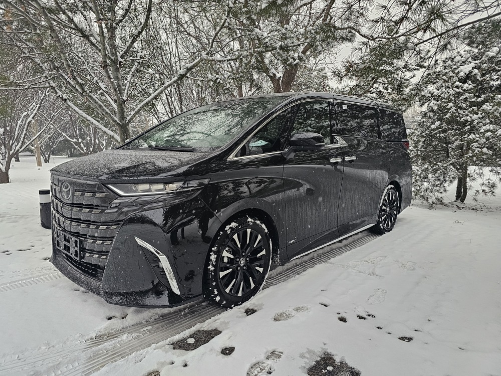 Toyota Alphard 4th Generation Luxury MPV