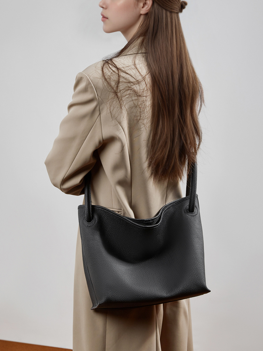 Bucket Bag with Basket Design, Premium Top-Layer Cowhide Material, 2026 New Style Large Capacity Casual Tote Bag, Crossbody Bag