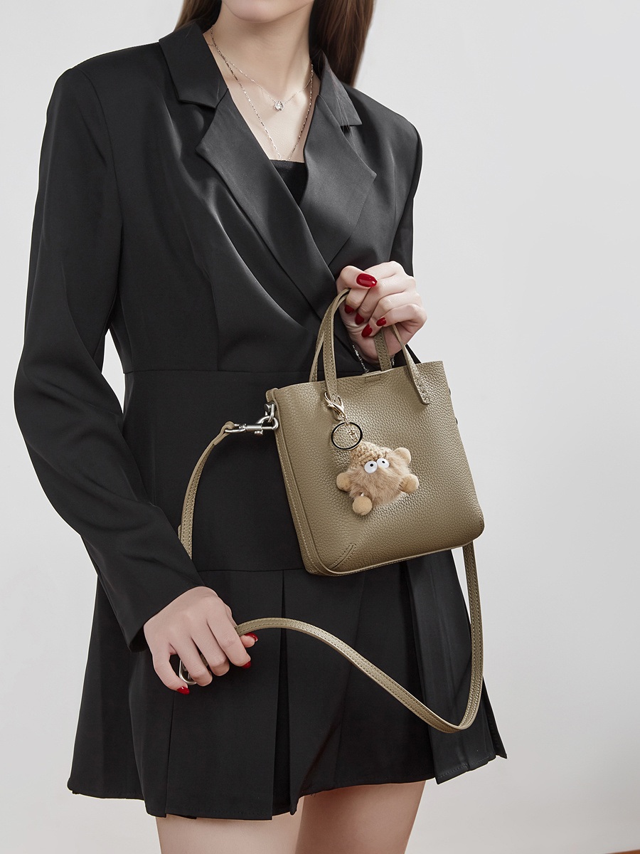 Wholesale Cowhide Korean Minimalist Bucket Bag Manufacturer | Custom Large Capacity Leather Shoulder Crossbody | Louis Bags
