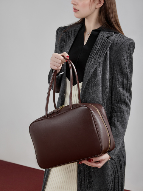Wholesale Large Capacity Bowling Bag Manufacturer | Custom Fashion Boston Bag for Women | Louis Bags