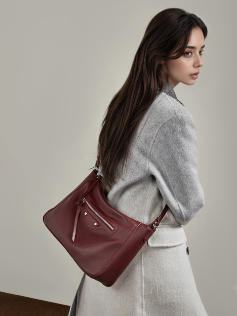 Wholesale Korean Version Large Capacity Shoulder Bag Manufacturer | Custom Versatile Underarm Crossbody Bag | Louis Bags