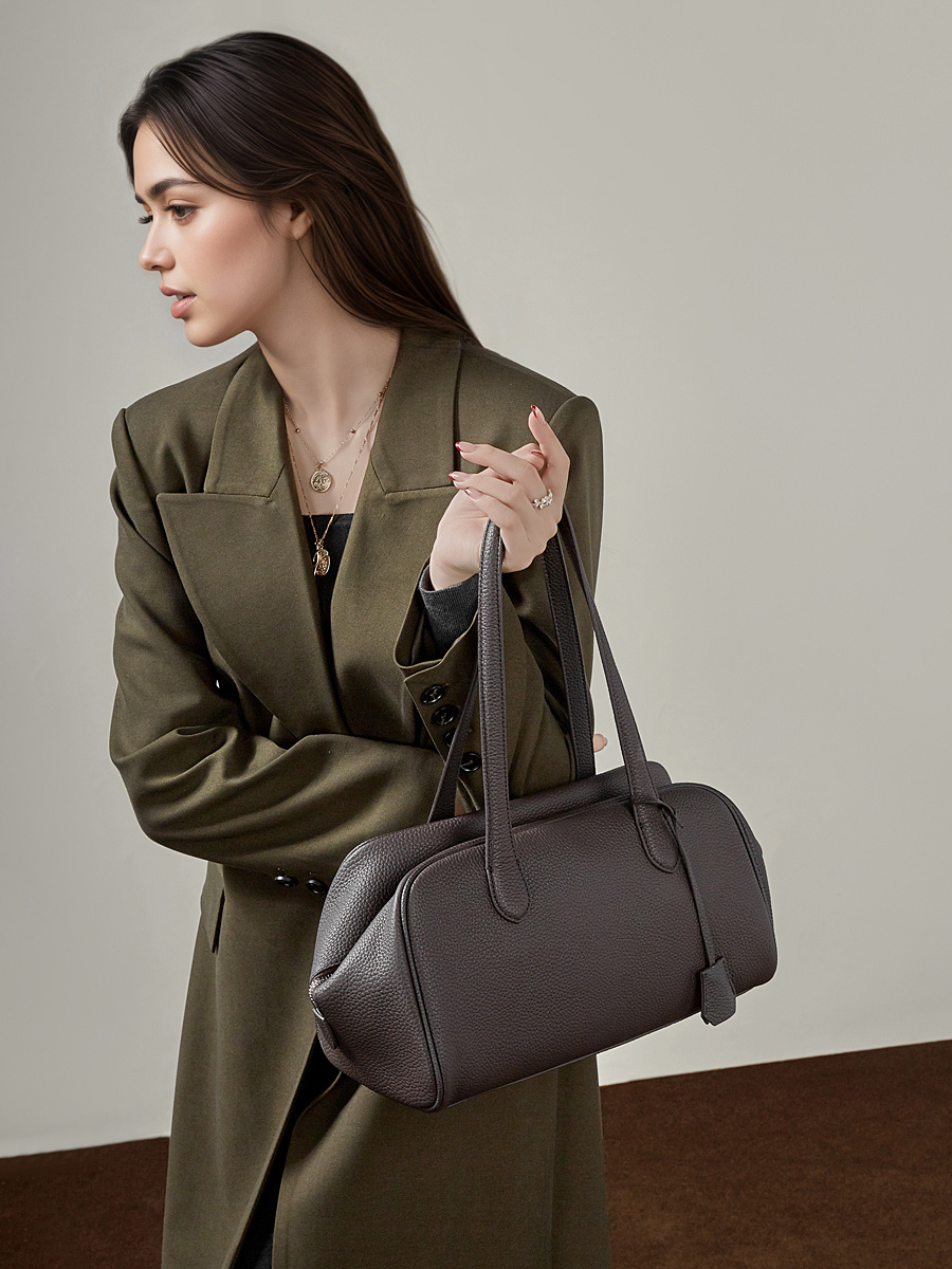 Wholesale Head Layer Cowhide Boston Bag Manufacturer | Custom Genuine Leather Tote Handbag | Louis Bags