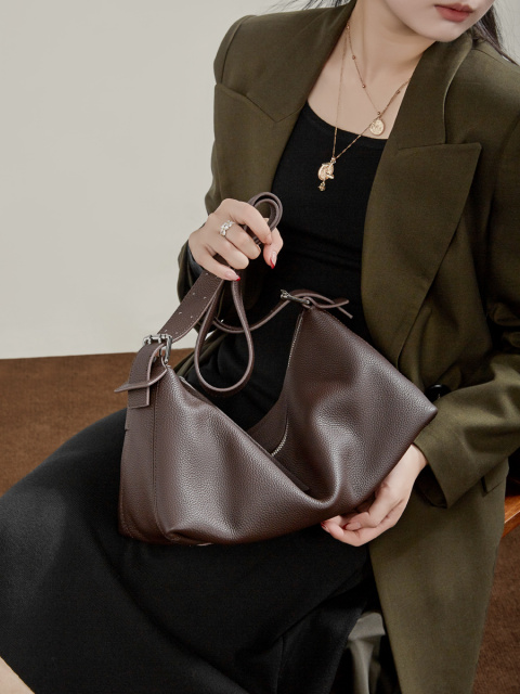 Women's Vegetable Tanned Cowhide Hobo Bag 2026, Full-Grain Leather Top Handle Shoulder Crossbody Purse with Buckle Detail Dumpling Handbag
