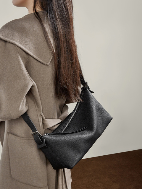 Women's Vegetable Tanned Cowhide Hobo Bag 2026, Full-Grain Leather Top Handle Shoulder Crossbody Purse with Buckle Detail Dumpling Handbag