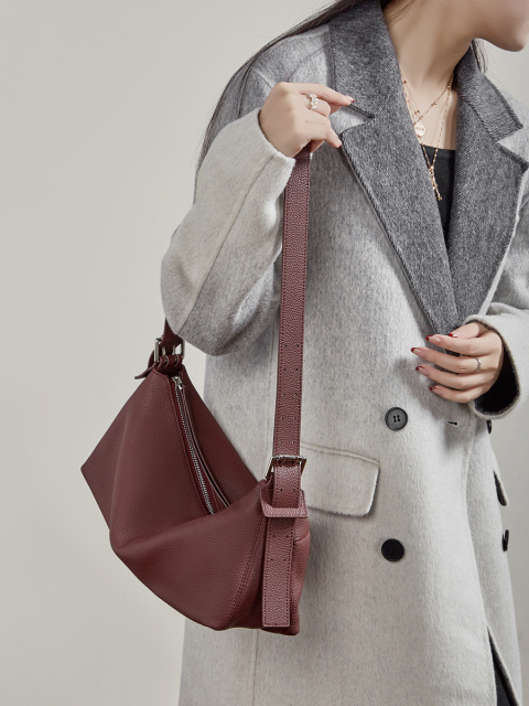 Women's Vegetable Tanned Cowhide Hobo Bag 2026, Full-Grain Leather Top Handle Shoulder Crossbody Purse with Buckle Detail Dumpling Handbag