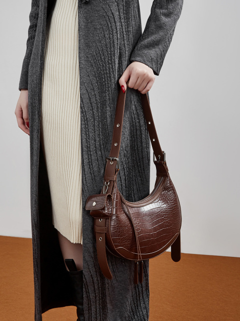 Wholesale Crocodile Pattern Crescent Bag Manufacturer | Custom Leather Single Shoulder Underarm Bag | Louis Bags