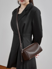 Genuine Leather Pillow Bag 2026, Women's Soft Cowhide Shoulder Crossbody Bag, Niche Designer Handbag for Daily Commute