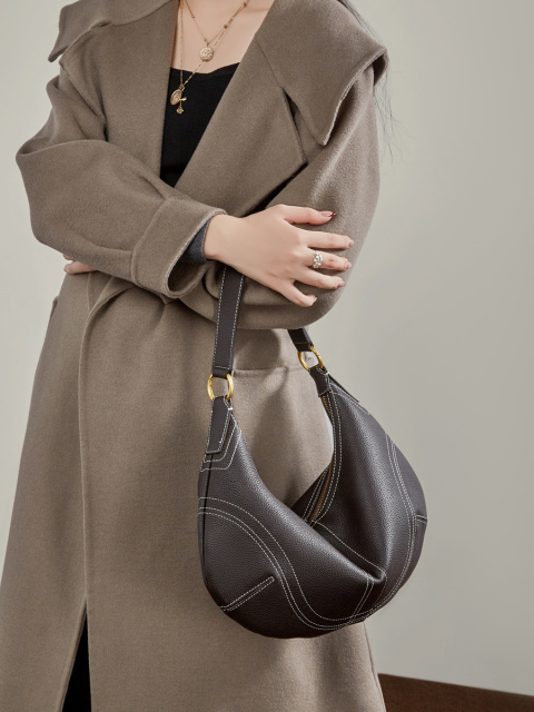 Wholesale Large Capacity Cowhide Underarm Bag Manufacturer | Custom Genuine Leather Dumpling Bag Handbag | Louis Bags