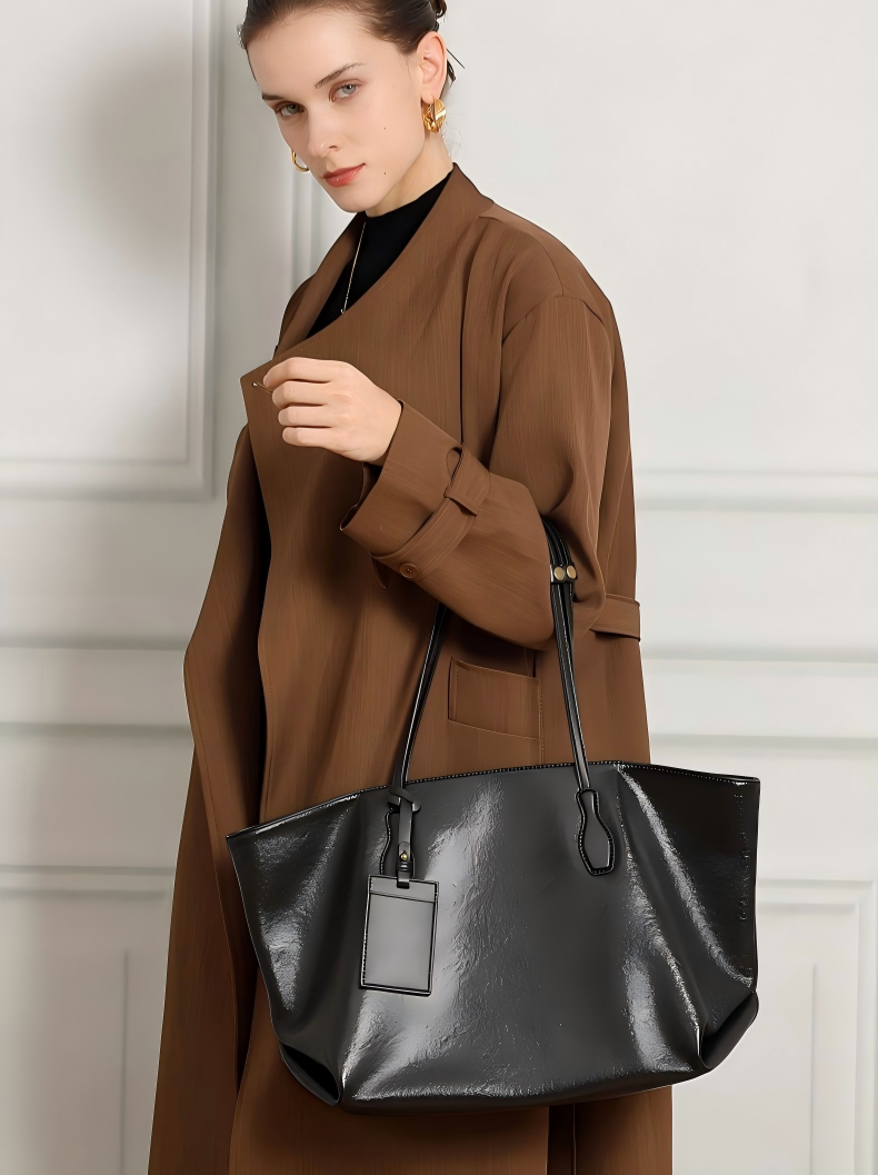 Wholesale Vegetable Tanned Leather Tote Bag | Large Capacity Commuter Handbag | Louis Bags