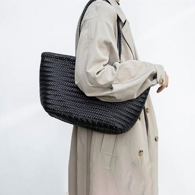 Wholesale Handwoven Leather Basket Tote | Large Capacity Summer Shoulder Bag for Women | Louis Bags