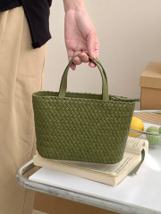 Custom Handmade Woven Leather Bucket Bag 2026 New Women's Genuine Leather Shoulder Bag for Vacation OEM ODM