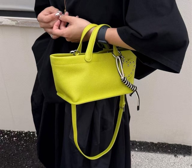 Wholesale Top Layer Cowhide Handbag | Genuine Leather Shoulder Tote for Women | Louis Bags
