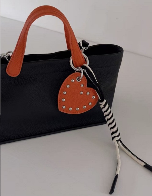 Wholesale Top Layer Cowhide Handbag | Genuine Leather Shoulder Tote for Women | Louis Bags