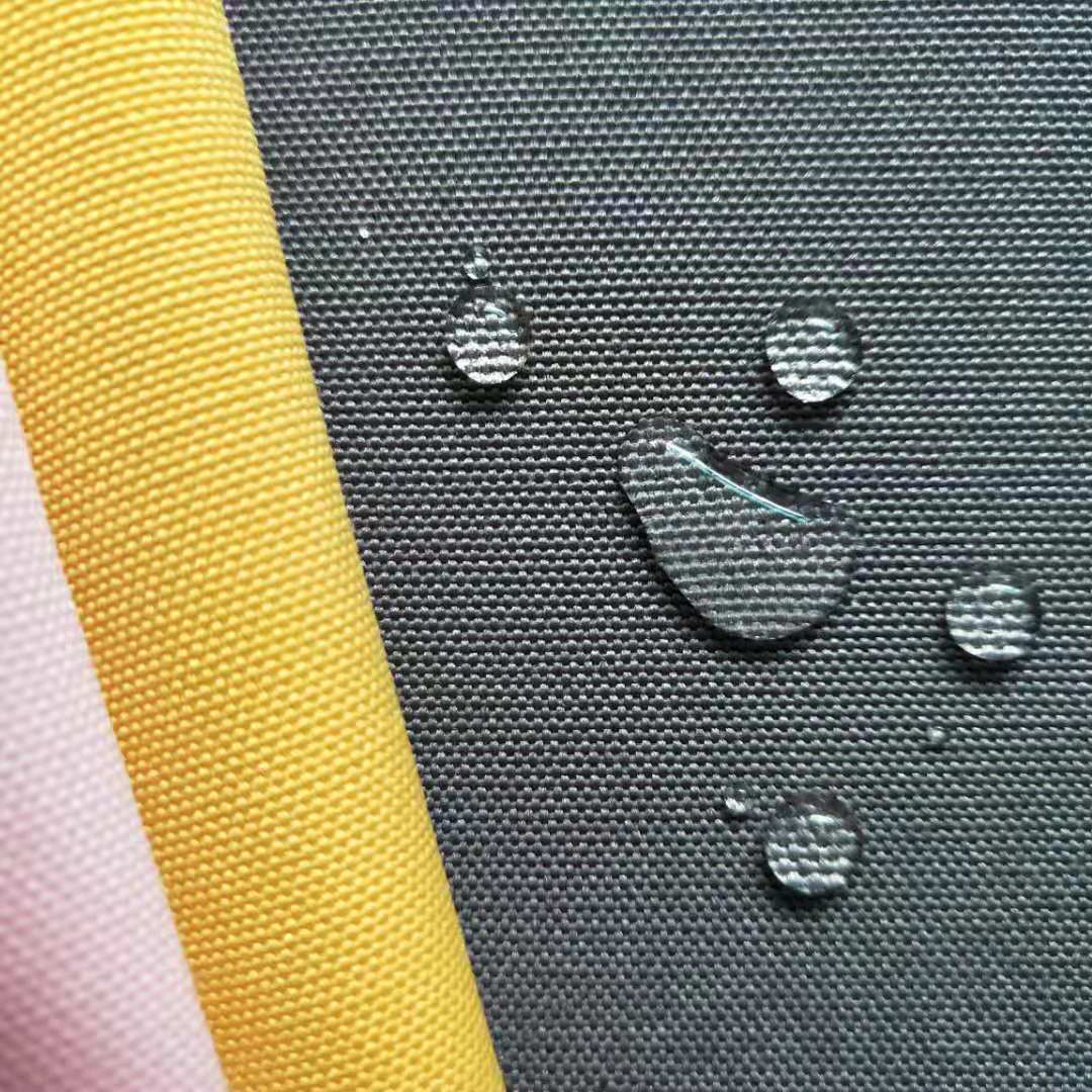 Oxford Fabric with PVC 600D | Waterproof & Wear Resistant | Louis Bags