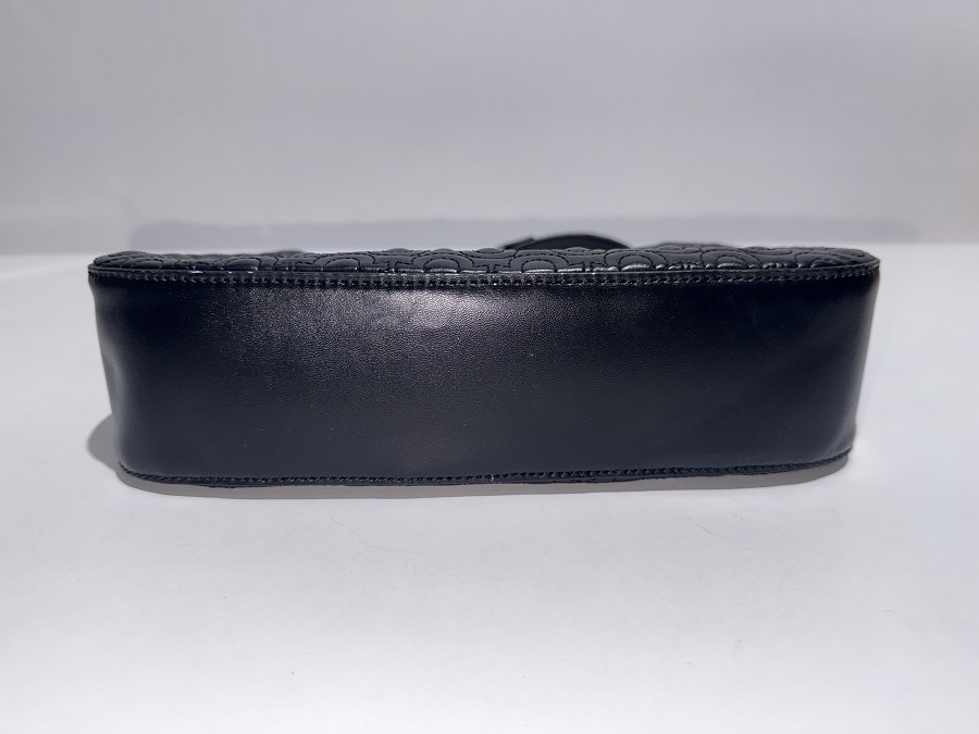 PU Shoulder Bag with Deboss Logo & Metal Logo | Custom Branded Handbag | Louis Bags