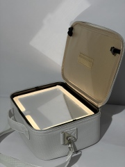 2026 New Travel Makeup Case with 3-Color LED Mirror | Food-Grade Silicone Waterproof Cosmetic Organizer