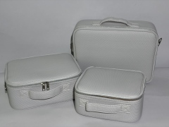 2026 New Travel Makeup Case with 3-Color LED Mirror | Food-Grade Silicone Waterproof Cosmetic Organizer