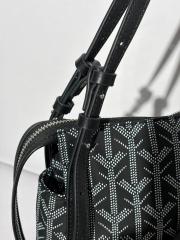 Custom Logo Food-Grade Silicone Crossbody Bag | Waterproof Anti-Scratch Unisex Shoulder Bag for Commute | OEM Factory