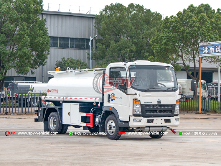 HOWO 4x2 Refueling Truck