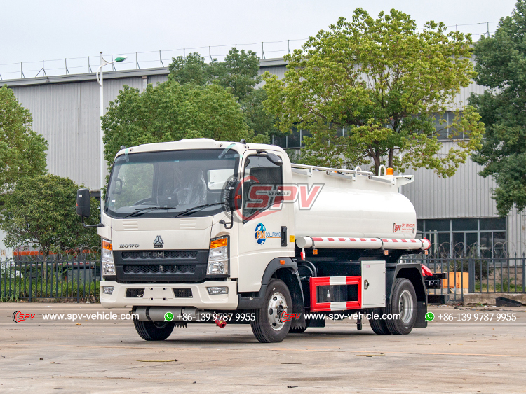 HOWO 4x2 Refueling Truck