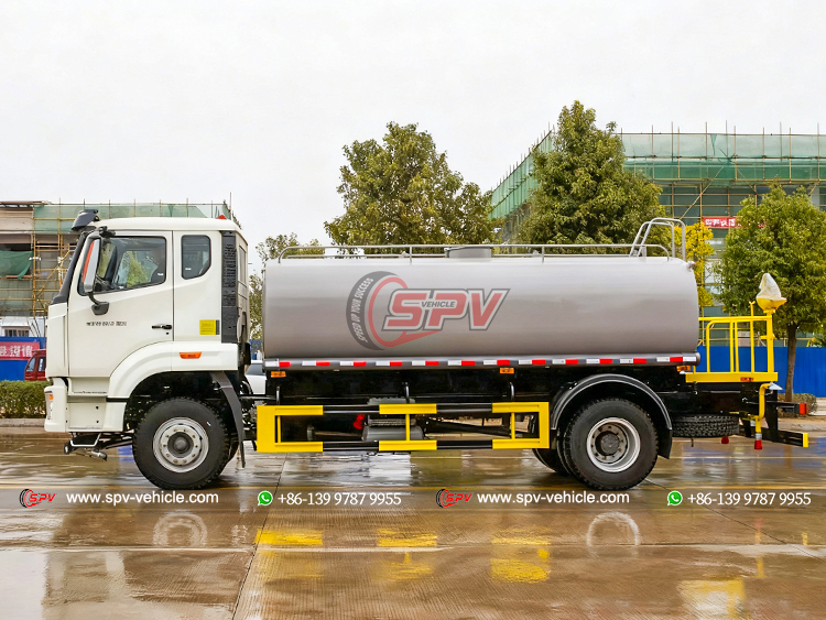 Sinotruk NX 4x2 Water Spray Truck