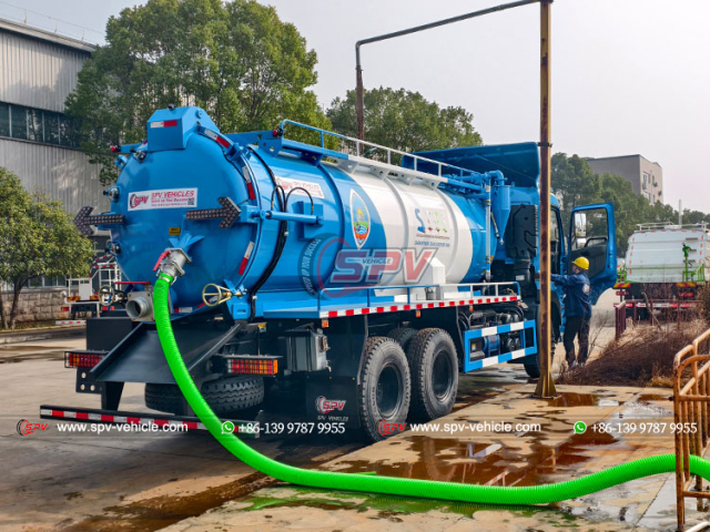 DONGFENG 12,000L Sewage Vacuum Truck