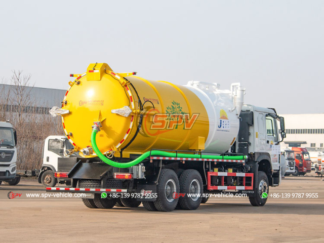 SINOTRUK 20,000L Sludge Vacuum Truck