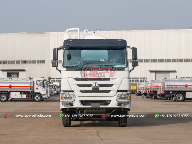 SINOTRUK 20,000L Sludge Vacuum Truck