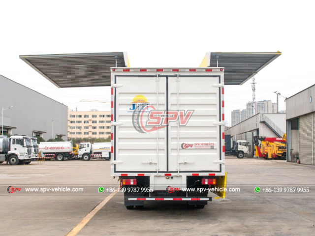 HOWO 4x2 Wing Truck
