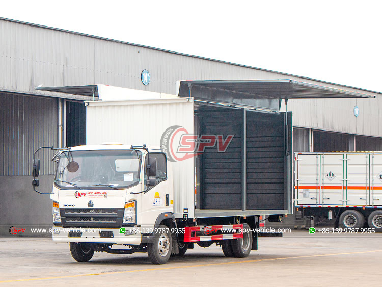 HOWO 4x2 Wing Truck