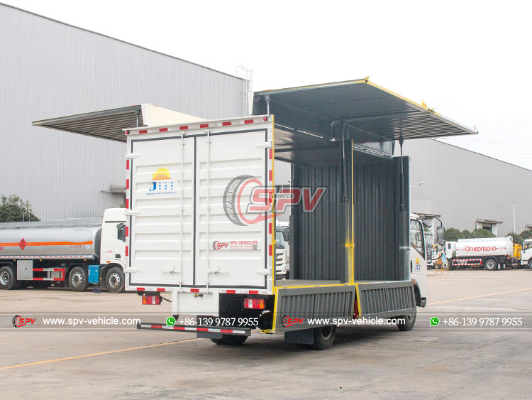 HOWO 4x2 Wing Truck