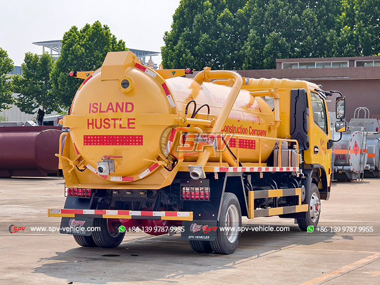 5,000 Litres Sewage Vacuum Truck Dongfeng - Rear Right