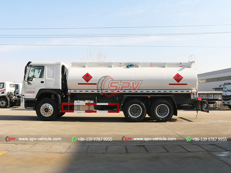 HOWO 20,000 Liters Petrol Delivery Truck - Left