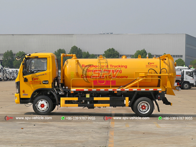 DONGFENG 5,000L Dirty Water Disposal Truck