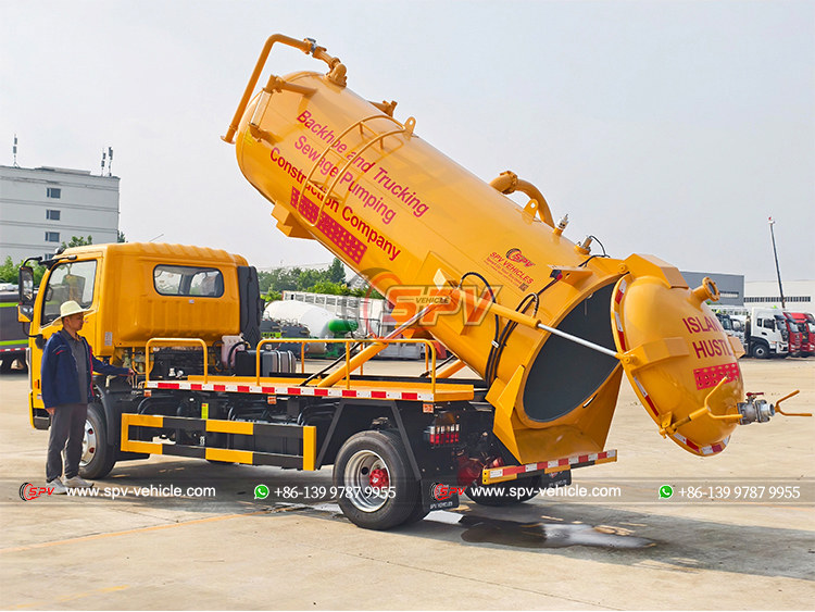 DONGFENG 5,000L Dirty Water Disposal Truck
