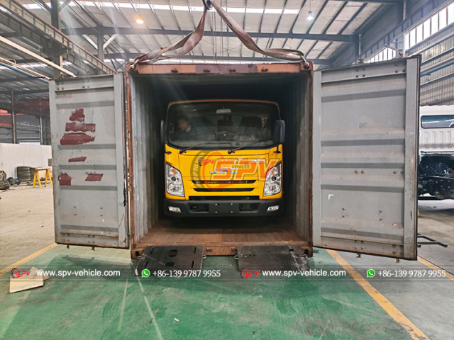 JMC 2,000L Vacuum Pump Truck