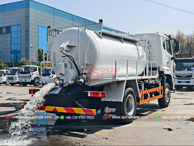 HOWO 7,000L Toilet Cleaning Truck