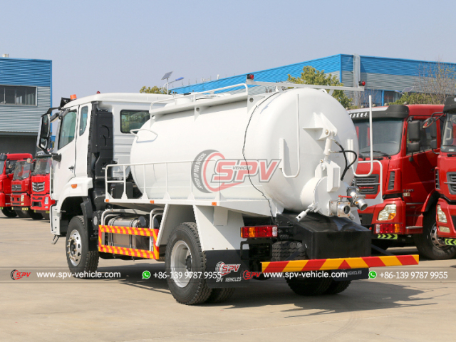 HOWO 7,000L Toilet Cleaning Truck