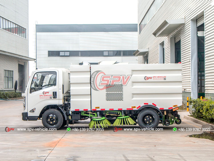 JMC Road Dust Vacuum Truck - Left