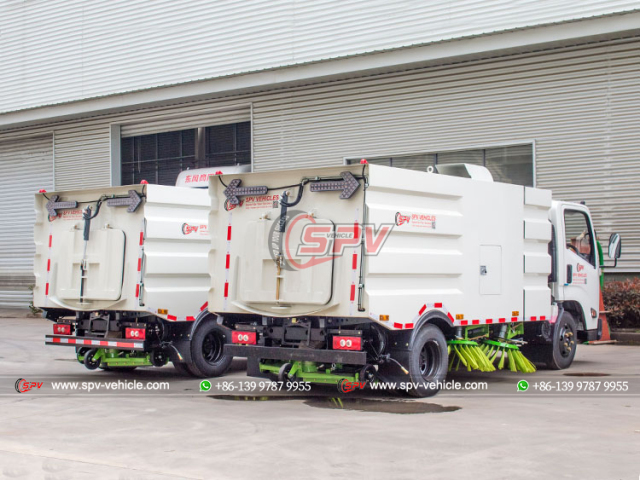 JMC 5 CBM Road Sweeping Truck