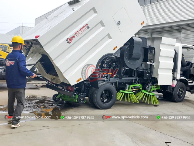 JMC 5 CBM Road Sweeping Truck